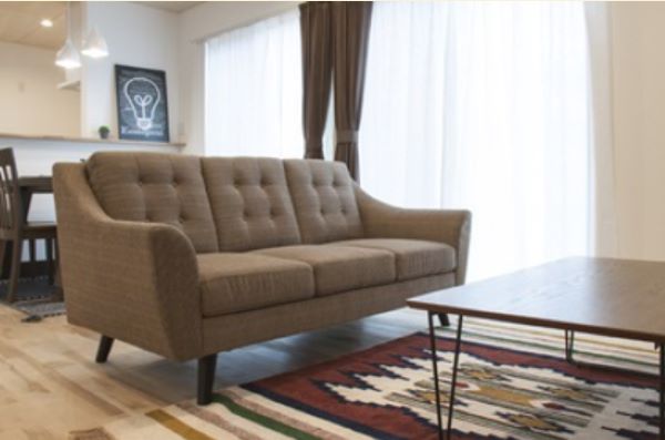 家具家電リース、オクトのソファ